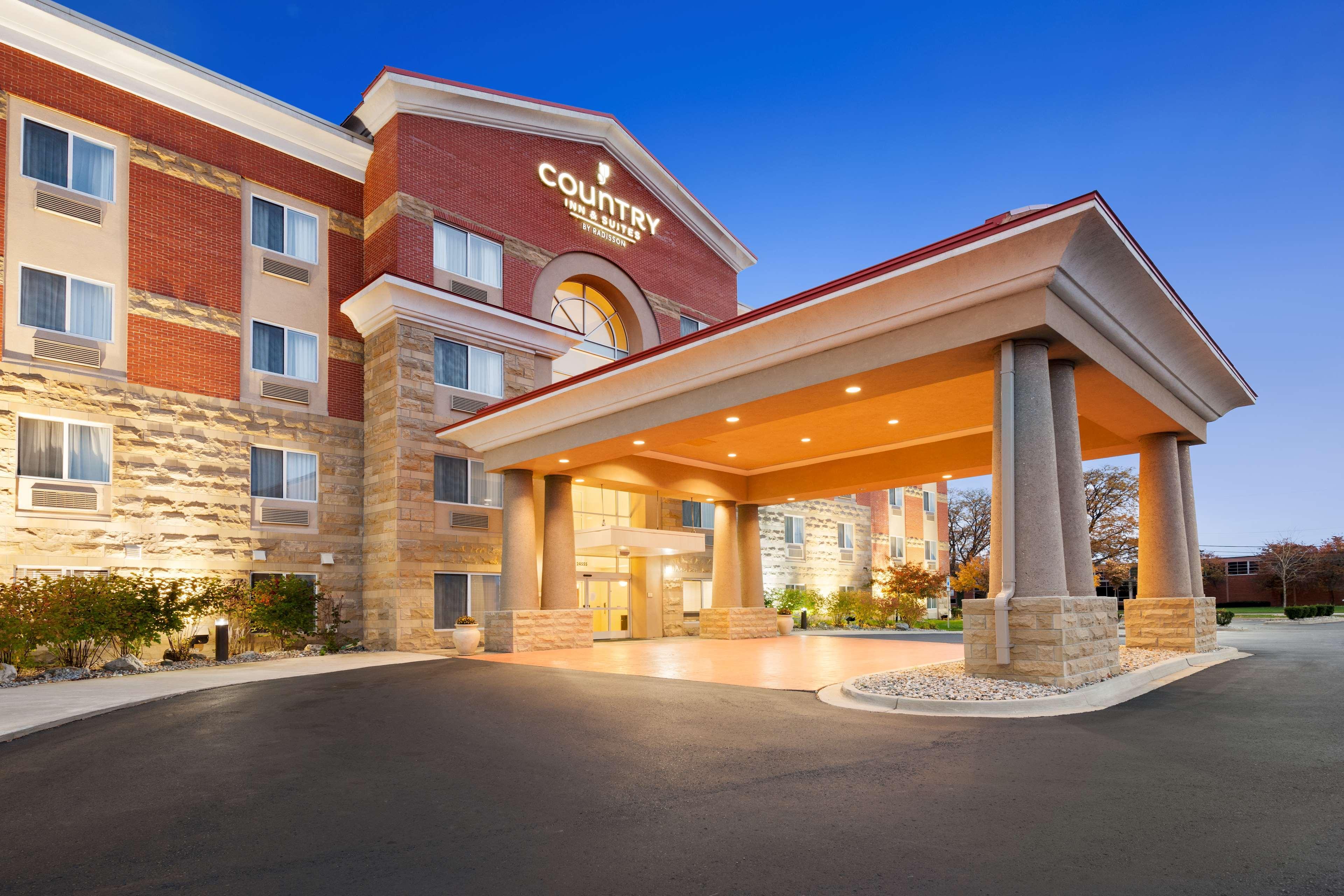Country Inn & Suites By Radisson, Dearborn, Mi Zewnętrze zdjęcie